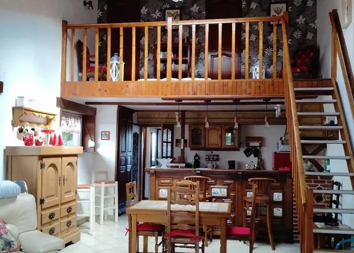 Semesterbostad Mon Repos Bien Merite Eppe-Sauvage